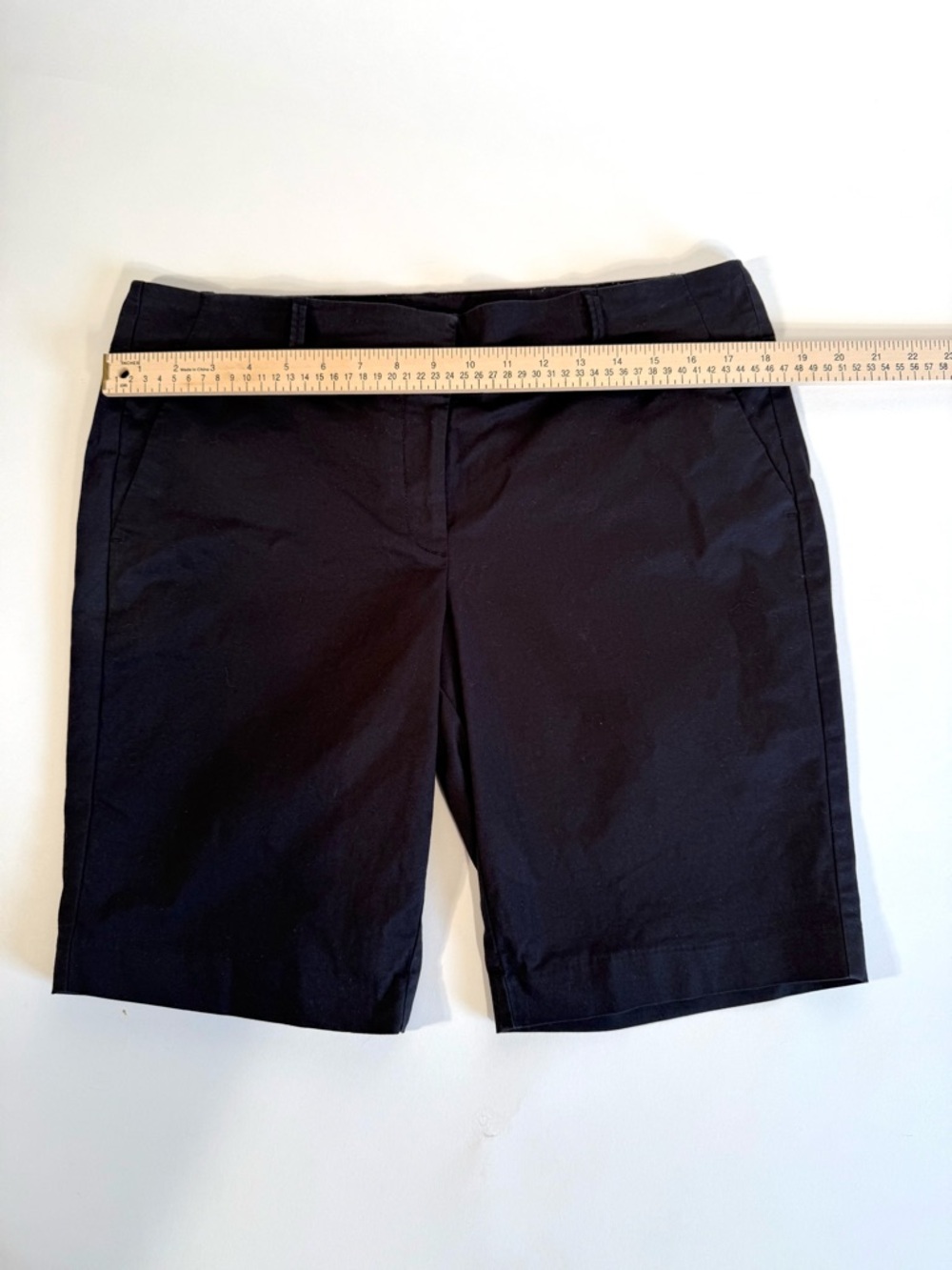 Ann Taylor Black Boardwalk Bermuda Shorts Quiet Luxury Minimalist Tailored Chic - Picture 5 of 9